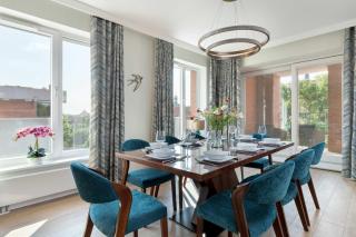 Luxury Apartment with Three Bedrooms Air Conditioning and Parking by Noclegi Renters - Danzig - 9