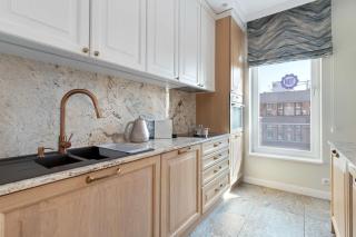 Luxury Apartment with Three Bedrooms Air Conditioning and Parking by Noclegi Renters - Danzig - 8