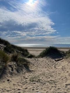 The Dooley 3-Beds Sleeps 6 Pet Friendly - 2