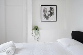 Boarding House in Center of City - Sidney - 2