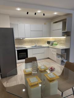 Modern Apartment at the heart of Tirana - Tirana - 8