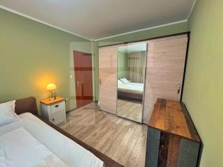 Stylish & Peaceful 1BR with Parking - Varna City - 9