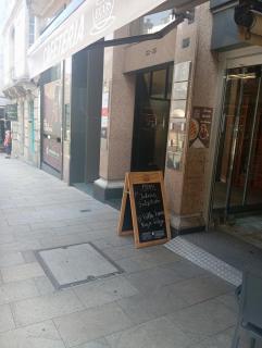 Piso Urzaiz en pleno centro de Vigo con Parking incluido - 1