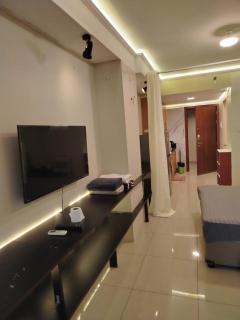 Shell Residences MOA 2 beds by Dad's - 9