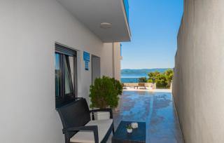 Studio Apartman Mia 1 - Omis by Villas Guide - 4