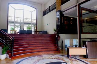 Caspella Suites Hotel Kemayoran - Jacarta - 3
