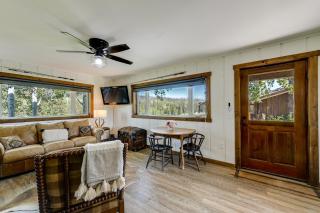 The Bunkhouse in Bondurant Pet Friendly - - 6