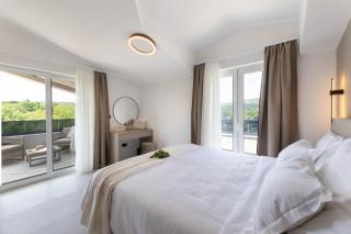 Olea Mansion Excelsior - Tennis, ATV, Sauna, Jacuzzi, Gym - Bristivica - 5