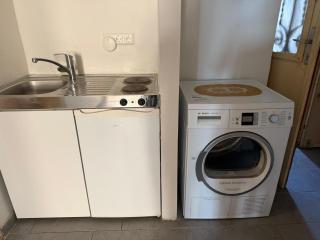 Peaceful 2BR Apartment 15-Min to Ottakring Station - Vienne - 2