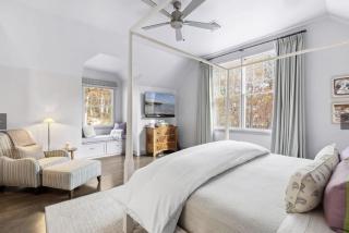 Fairway Villa by Rove Travel Family Home with Heated Pool - East Hampton - 7