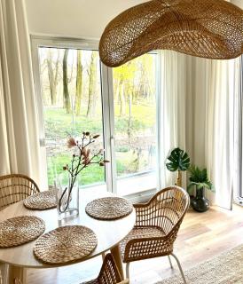 Stylowy apartament z prywatnym ogrodem, widokiem na park i parkingiem - Red Park Poznań - Poznań - 9