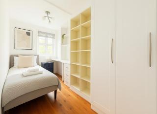 2 Bed Flat with Balcony in Chelsea - London - 8