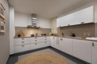 Tanah - 3 bedrooms and balcony in Eixample Dreta - 1
