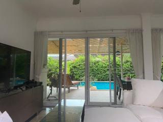 Hidden Villa Oasis Private Pool 2km to BeachMall - 3