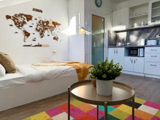 Comfy Studio by Cosher - Sofia - 5