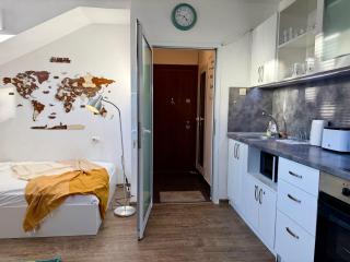 Comfy Studio by Cosher - Sofia - 2