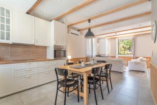 Stathis Home - Exanthia - 2