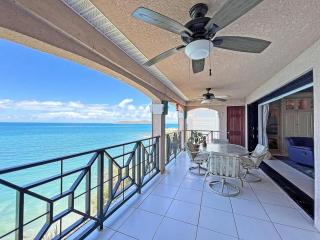 Oceanview Penthouse with Pool and Balconies - Christiansted - 0