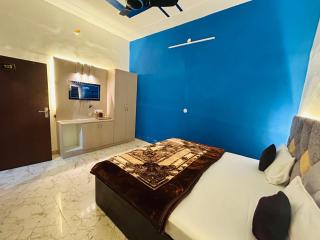 Divya darshan stay, 150m from Ram janam bhoomi ayodhya - Ayodhya - 6
