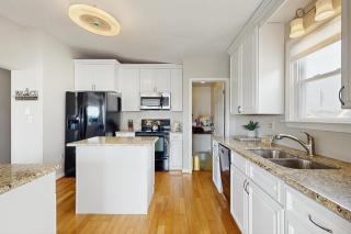 4 BR canal-front House with and Deck and outdoor shower - 2