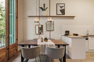 Ada - 2 bedrooms and balcony in Eixample Dreta - 8