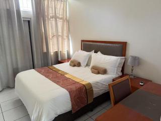 Home Inn Self-Catering - Windhoek - 4