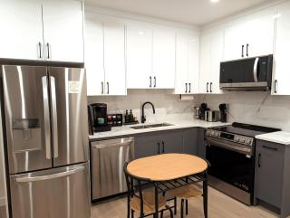 Luxury Guest Suite in Calgary - Calgary - 2