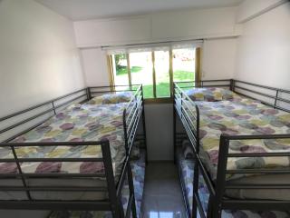 Spacious 3 bed App with pool 5min to JLP beach Ideal for 2 families or 8 people - Juan-les-Pins - 3