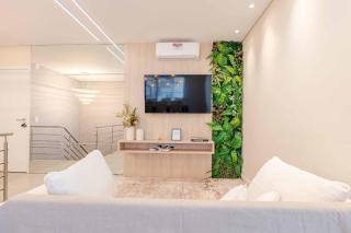Ampla Cobertura Duplex com Jacuzzi Privativa - 2