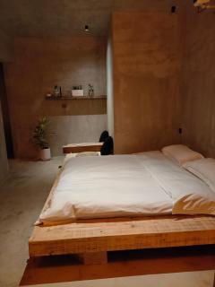 路下 无见天日的房子 - 8