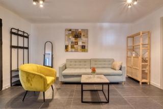 Waterfront house overlooking Kotor Bay by MN Property - 1