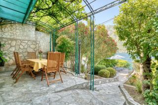 Waterfront house overlooking Kotor Bay by MN Property - 3