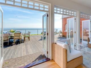 5 Bed in Seaview 93445 - 8