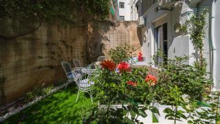 Acropolis Koukaki Loft Private Garden - Athens - 5