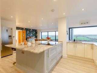 4 Bed in Bude 90539 - Bude - 2