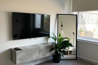 Nottingham 2-Bed Apt Sleeps 4 Pet Friendly - Nottingham - 6