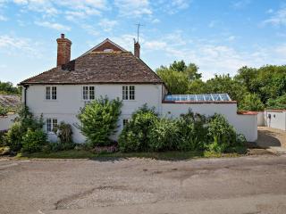 3 Bed in Salisbury 95325 - Amesbury - 0