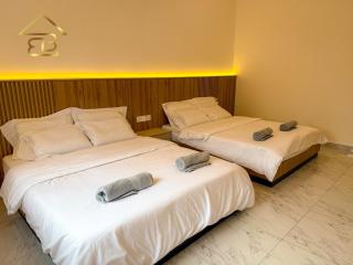 Aesthetic Muji Pool Villa in Ipoh 5BR 24Pax Karaoke Snooker Air hockey - Tambun - 7