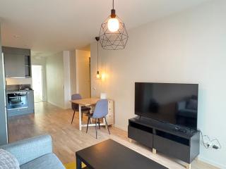Cozy two bedroom apartment close to Westfield Täby Centrum - Täby - 0
