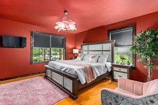 Spacious Ranch Getaway With Hot Tub & Pool - Johnson City - 7