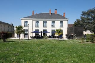 Auberge du Chateau Bleu - Tremblay-En-France - 0