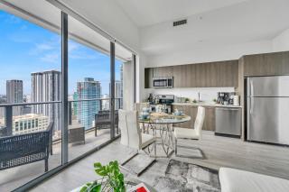 Modern Studio City Views - 1