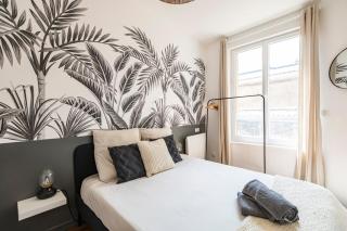 Immeuble spacieux - hyper centre - 15 couchages - 7