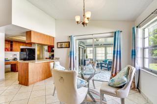6 Mi to Hudson Beach Port Richey Home with Patio! - Port Richey - 7