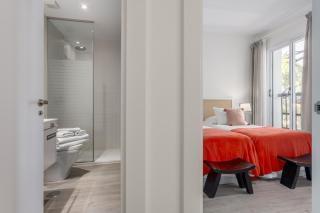 Charming Apartment Near Almudena and Royal Palace Perfect Madrid Stay Royal Palace II - Madrid - 2