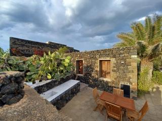 Dammusi A-mare - Pantelleria - 8