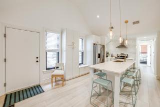 1 Mi to Dtwn Grand Rapids Chic Condo with Balcony! - Grand Rapids - 4