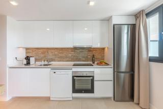 Modern Apartment in Estepona with Pool & Parking - 8
