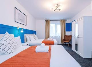 Modern Apartment Sleeps 4 & Free Parking - Manchester - 1