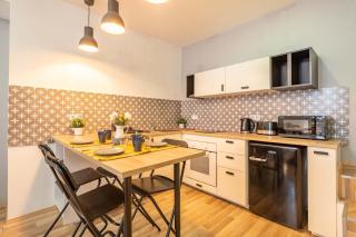 Very Central - Comfy Studio - 7